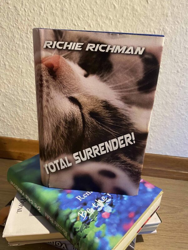 Total Surrender Buchcover